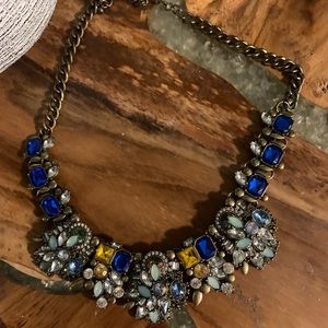 EUC Boutique Necklace